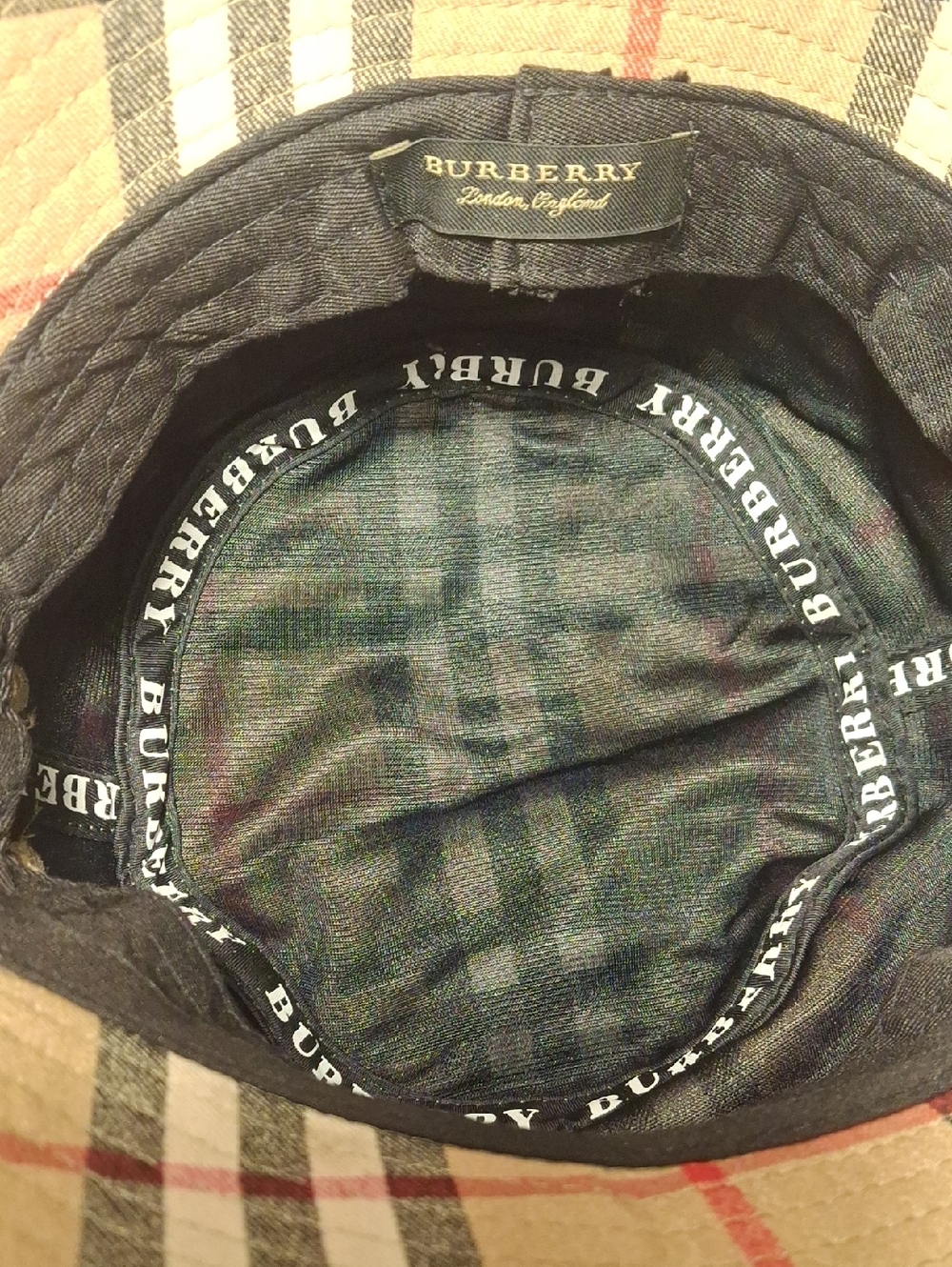 Burberry Beige Check Bucket Hat - Picture 6 of 6